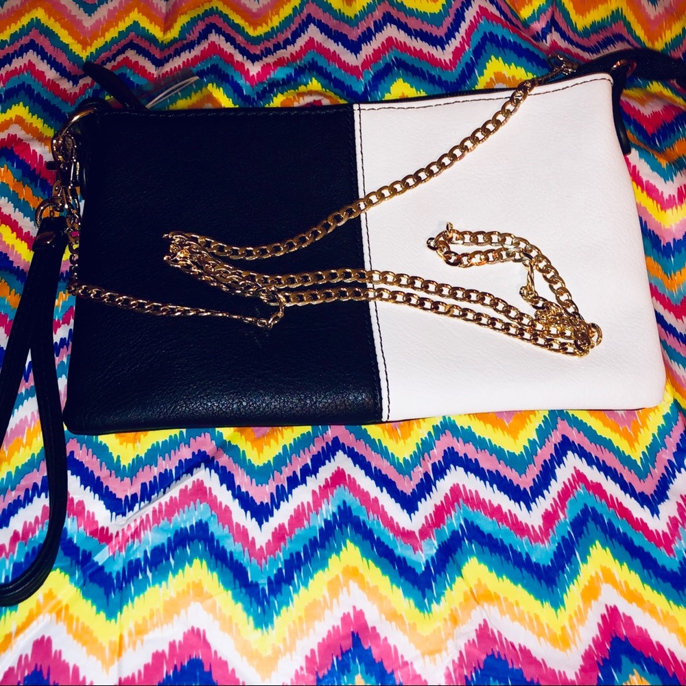 Charming Charlie✨Crossbody✨Clutch